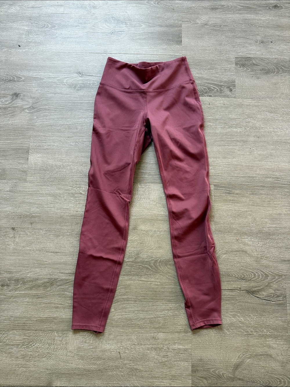 The North Face Women’s High-Waist Maroon Fleece Lined Leggings